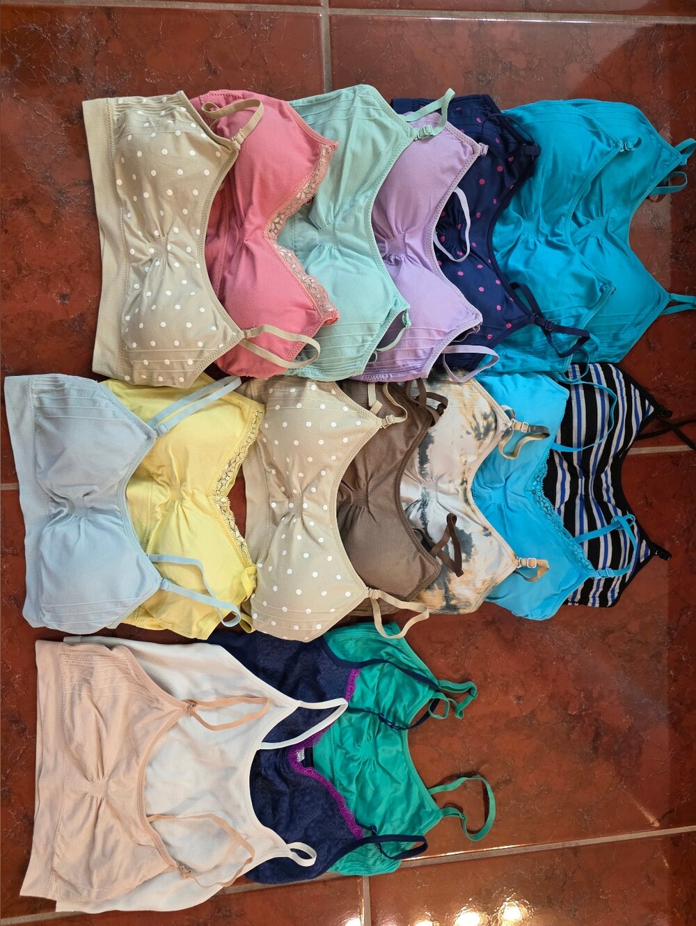 14  Coobie Bras One size (plus 4  no padding as a gift)